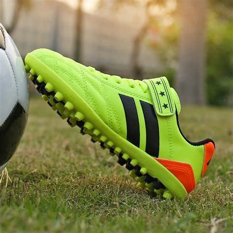 best boots for artificial turf.